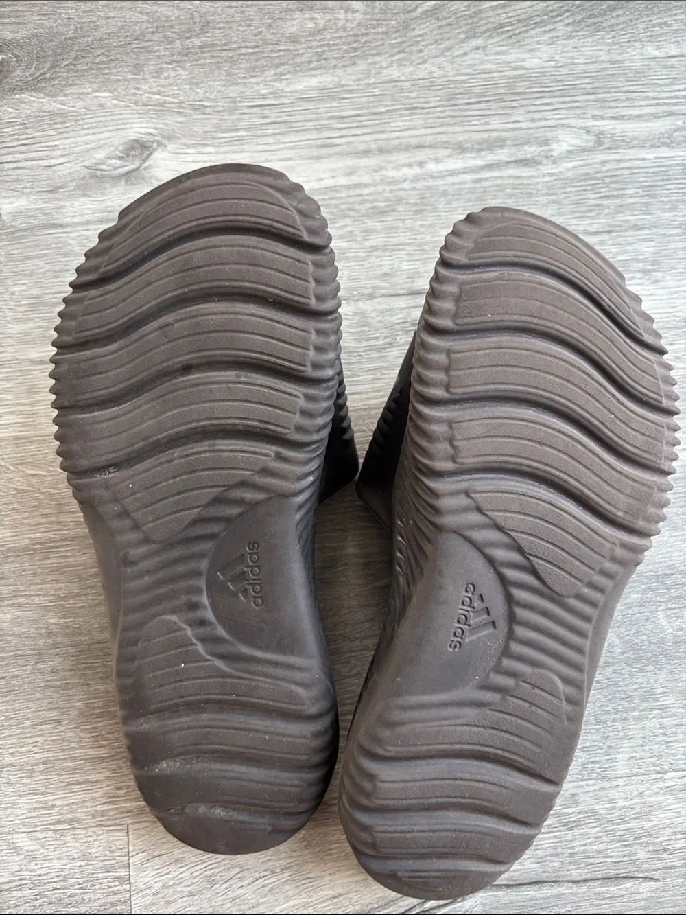 Men Adidas Velcro Slides